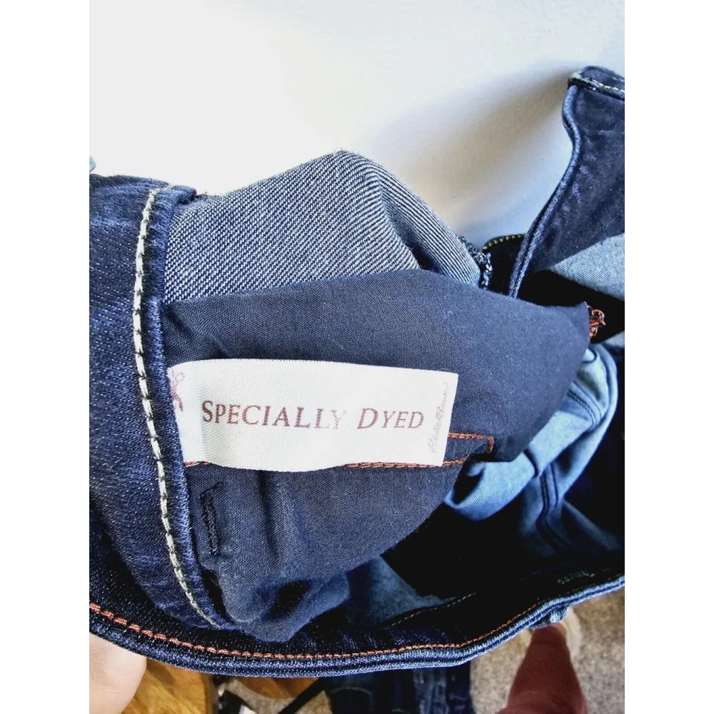 Eddie Bauer Women’s Curvy Trouser Denim Jeans Stretch Dark Blue Wash Size 16 - Picture 9 of 10